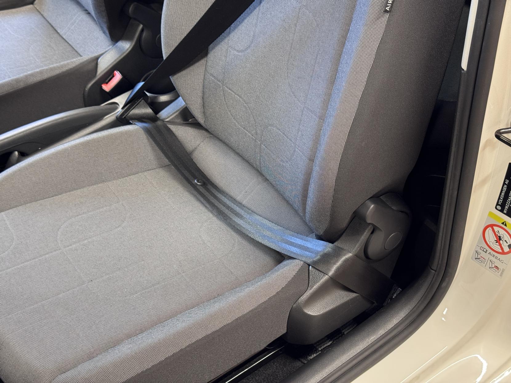 Volkswagen up! 1.0 Move up! Hatchback 3dr Petrol ASG Auto