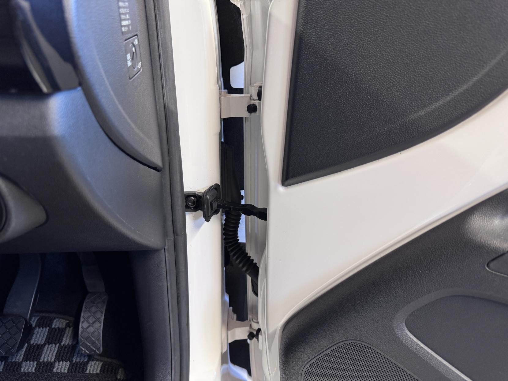 Volkswagen up! 1.0 Move up! Hatchback 3dr Petrol ASG Auto