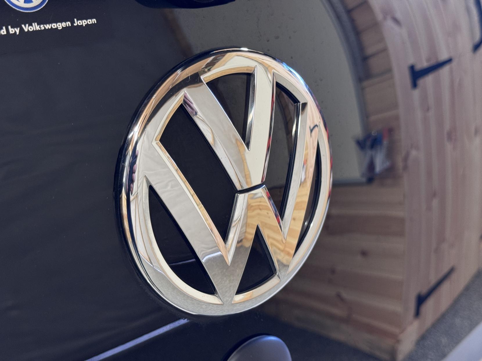 Volkswagen up! 1.0 Move up! Hatchback 3dr Petrol ASG Auto