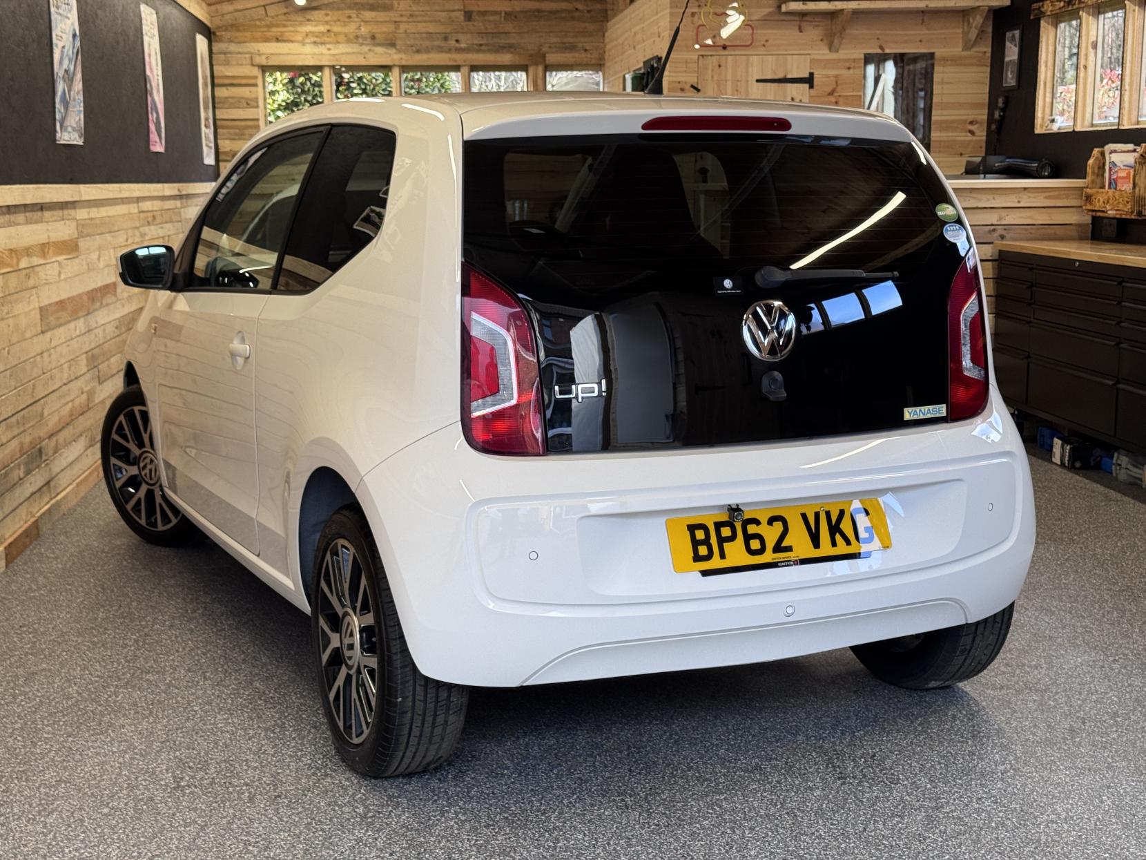Volkswagen up! 1.0 Move up! Hatchback 3dr Petrol ASG Auto