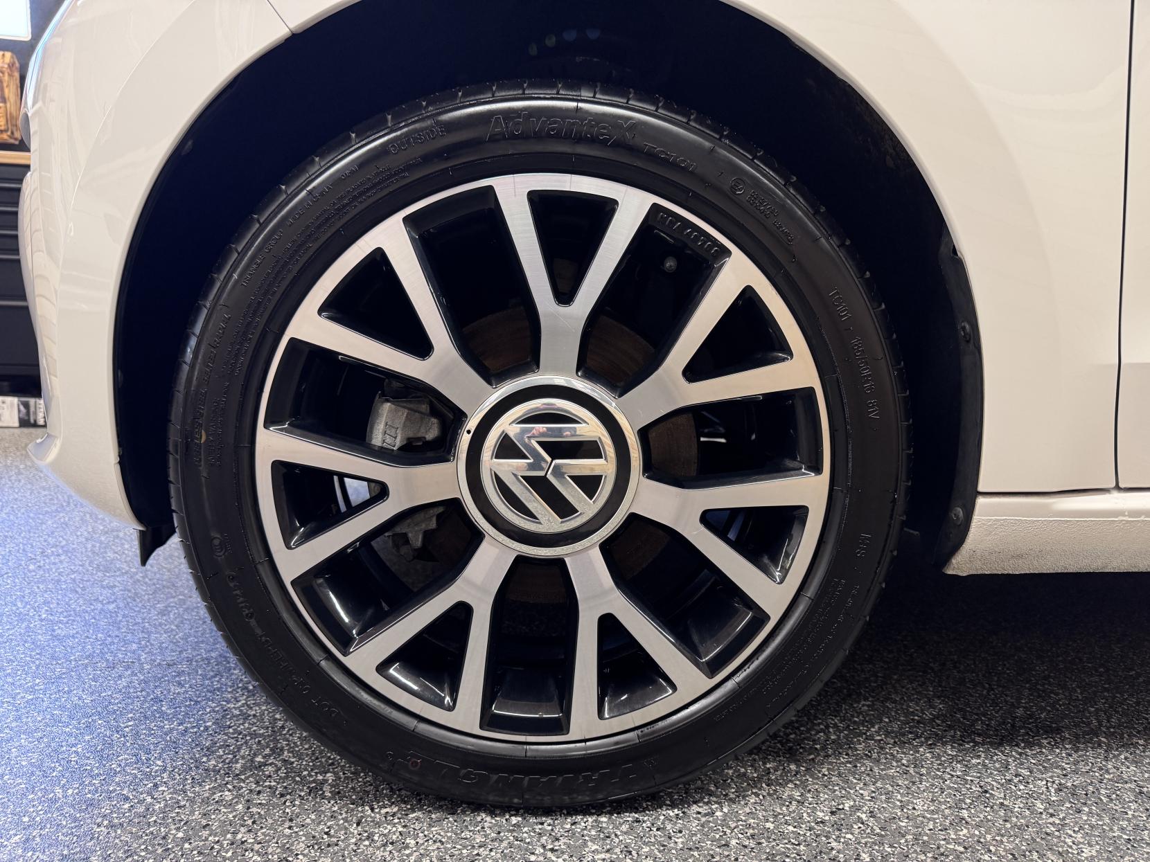 Volkswagen up! 1.0 Move up! Hatchback 3dr Petrol ASG Auto