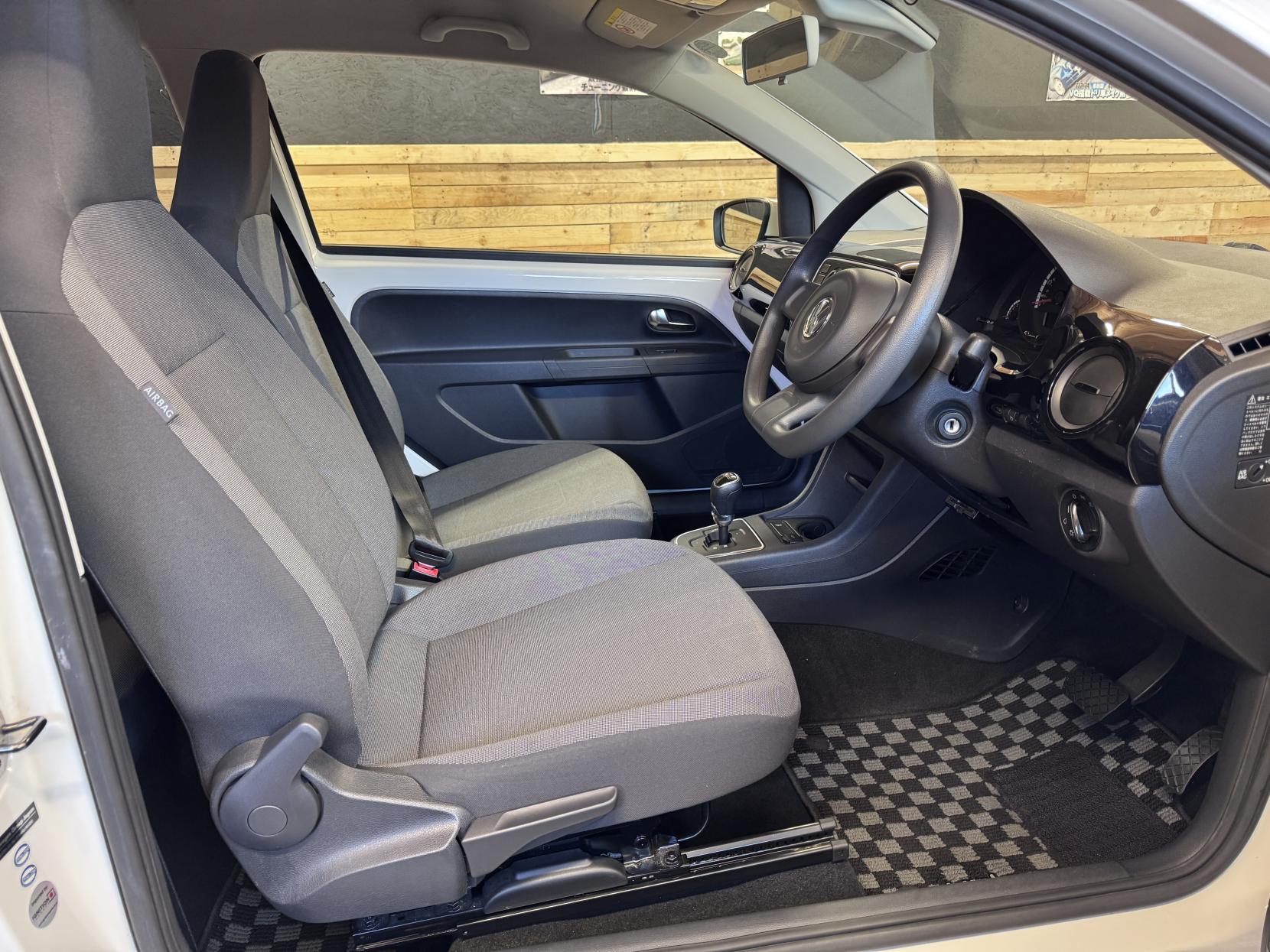 Volkswagen up! 1.0 Move up! Hatchback 3dr Petrol ASG Auto