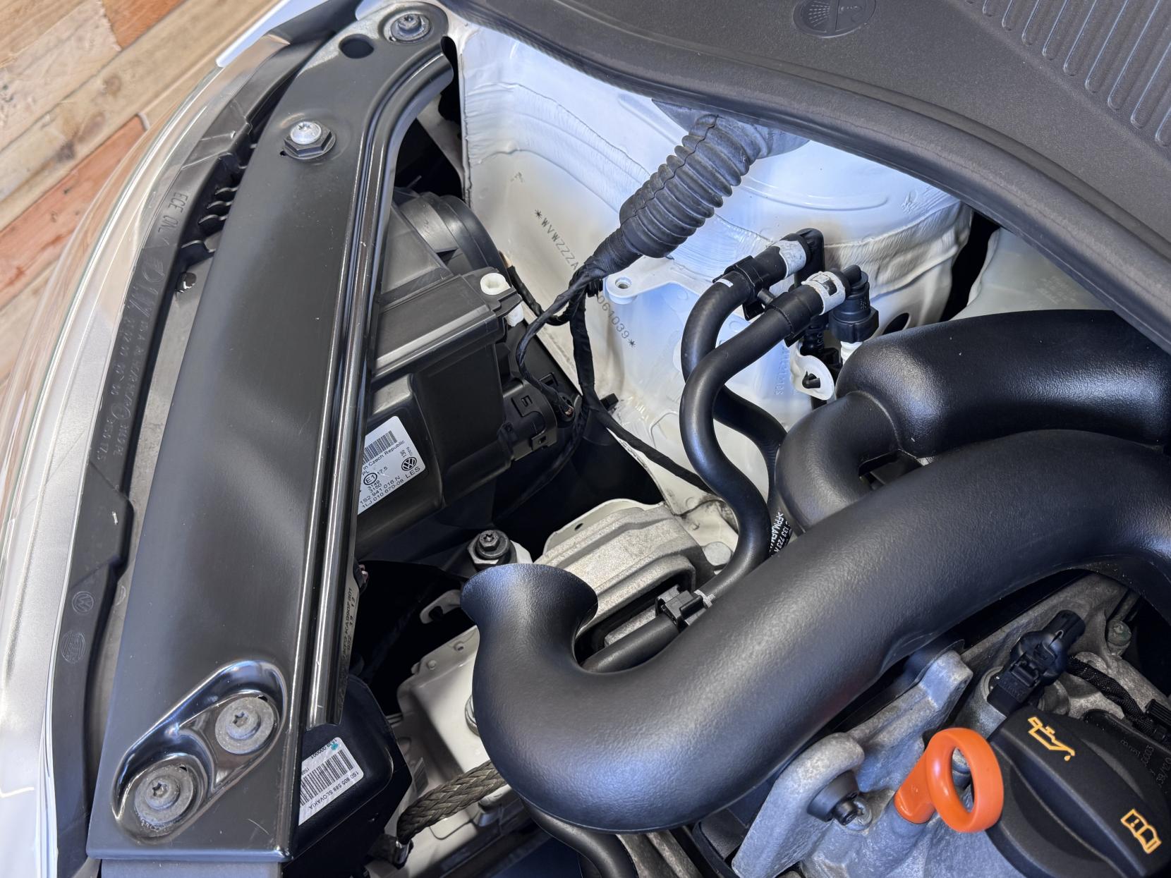 Volkswagen up! 1.0 Move up! Hatchback 3dr Petrol ASG Auto