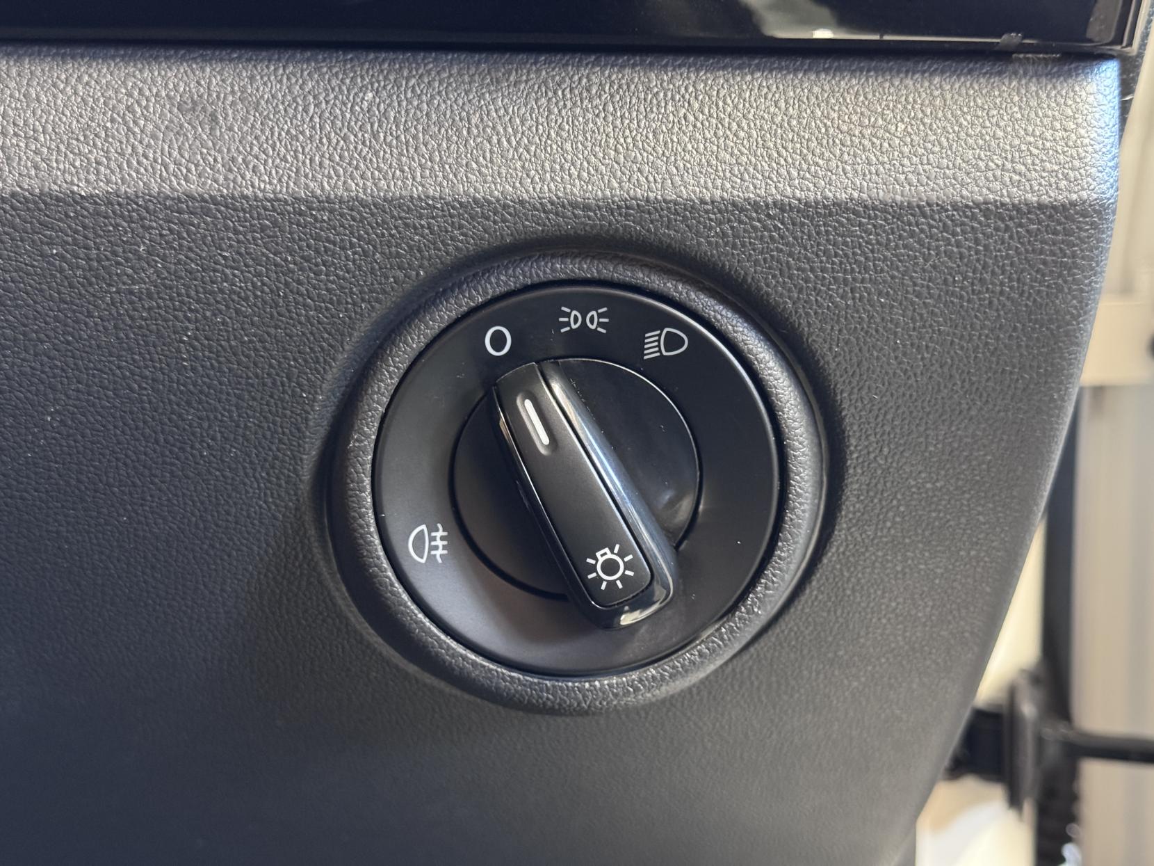 Volkswagen up! 1.0 Move up! Hatchback 3dr Petrol ASG Auto