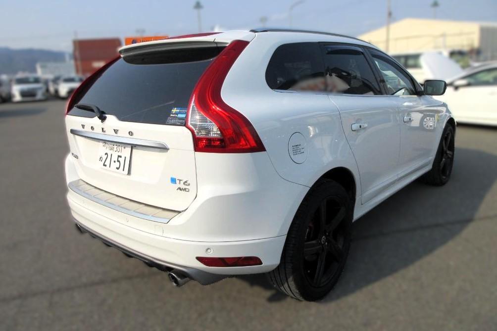 Volvo XC60 3.0 Turbo Petrol T6 AWD R-Design SUV 5dr Auto