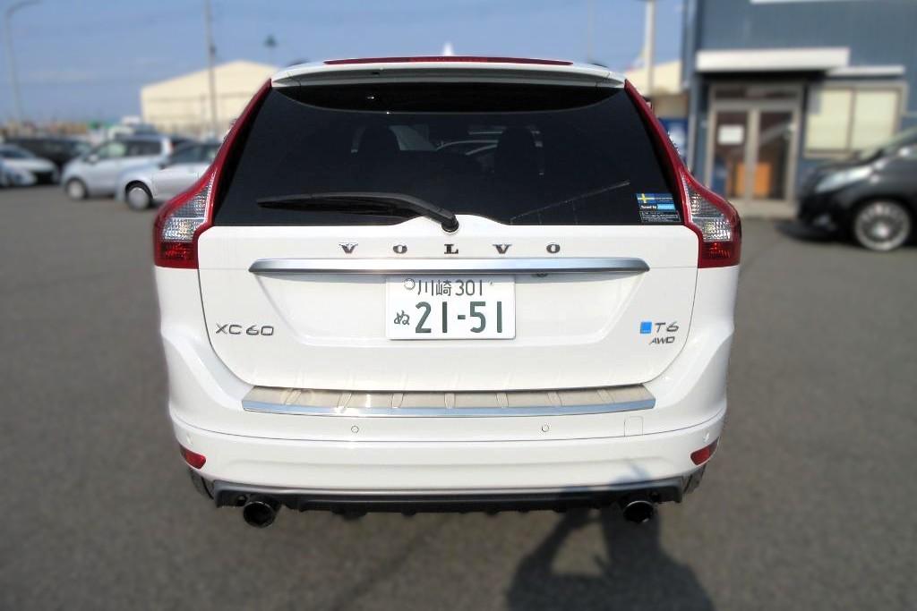 Volvo XC60 3.0 Turbo Petrol T6 AWD R-Design SUV 5dr Auto