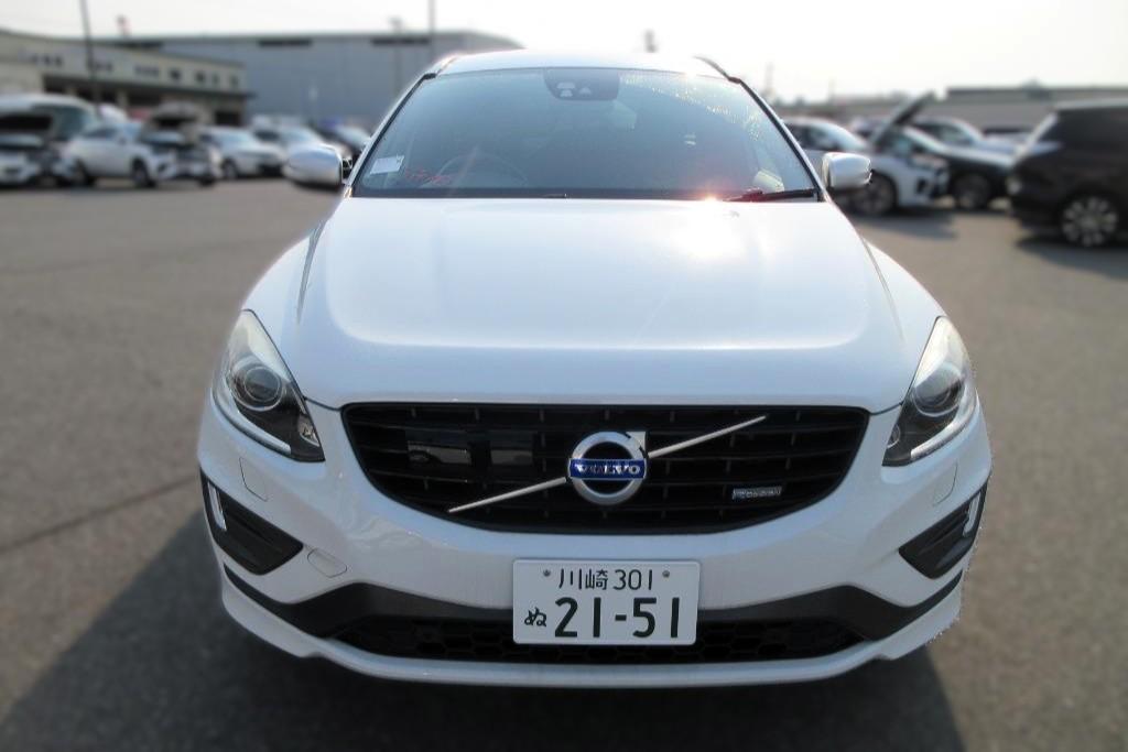 Volvo XC60 3.0 Turbo Petrol T6 AWD R-Design SUV 5dr Auto