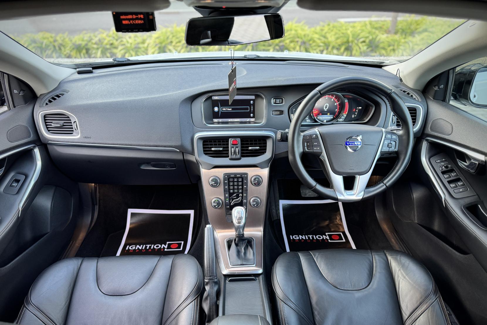 Volvo V40 2.0 5-Cylinder T5 AWD Cross Country 5dr Turbo Petrol Auto