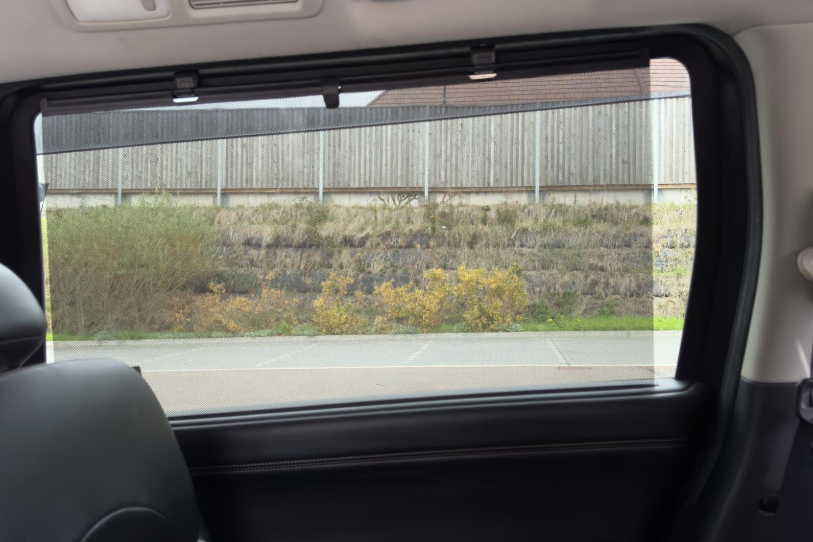 Nissan Elgrand 2.5 Highway Star Urban Chrome 5dr Petrol Auto 7 Seater