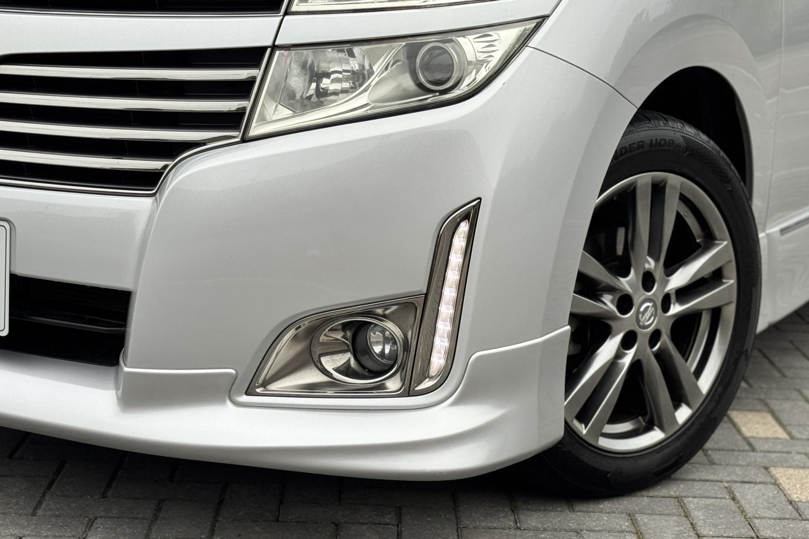 Nissan Elgrand 2.5 Highway Star Urban Chrome 5dr Petrol Auto 7 Seater