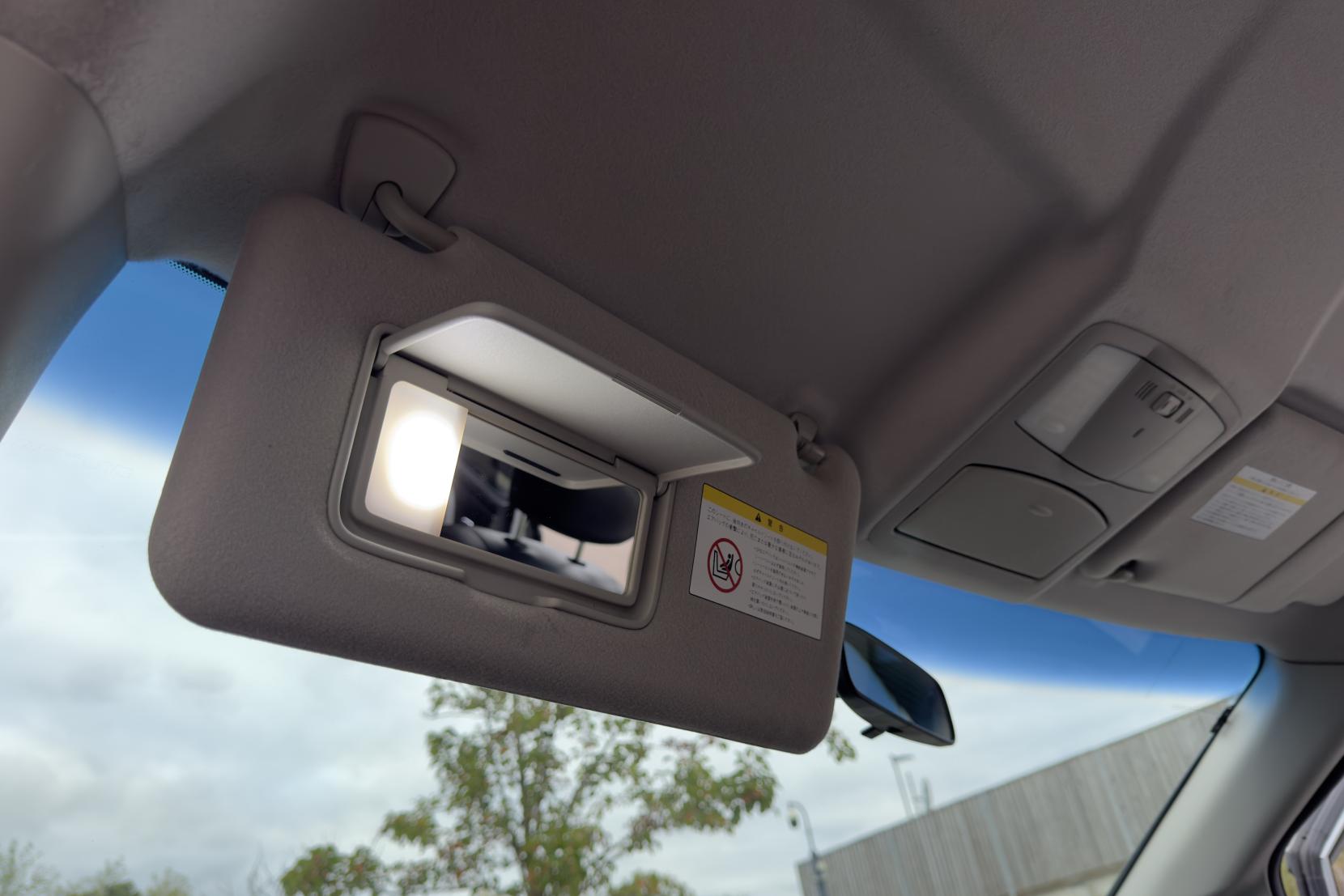 Nissan Elgrand 2.5 Highway Star Urban Chrome 5dr Petrol Auto 7 Seater