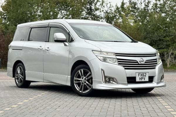 Nissan Elgrand 2.5 Highway Star Urban Chrome 5dr Petrol Auto 7 Seater