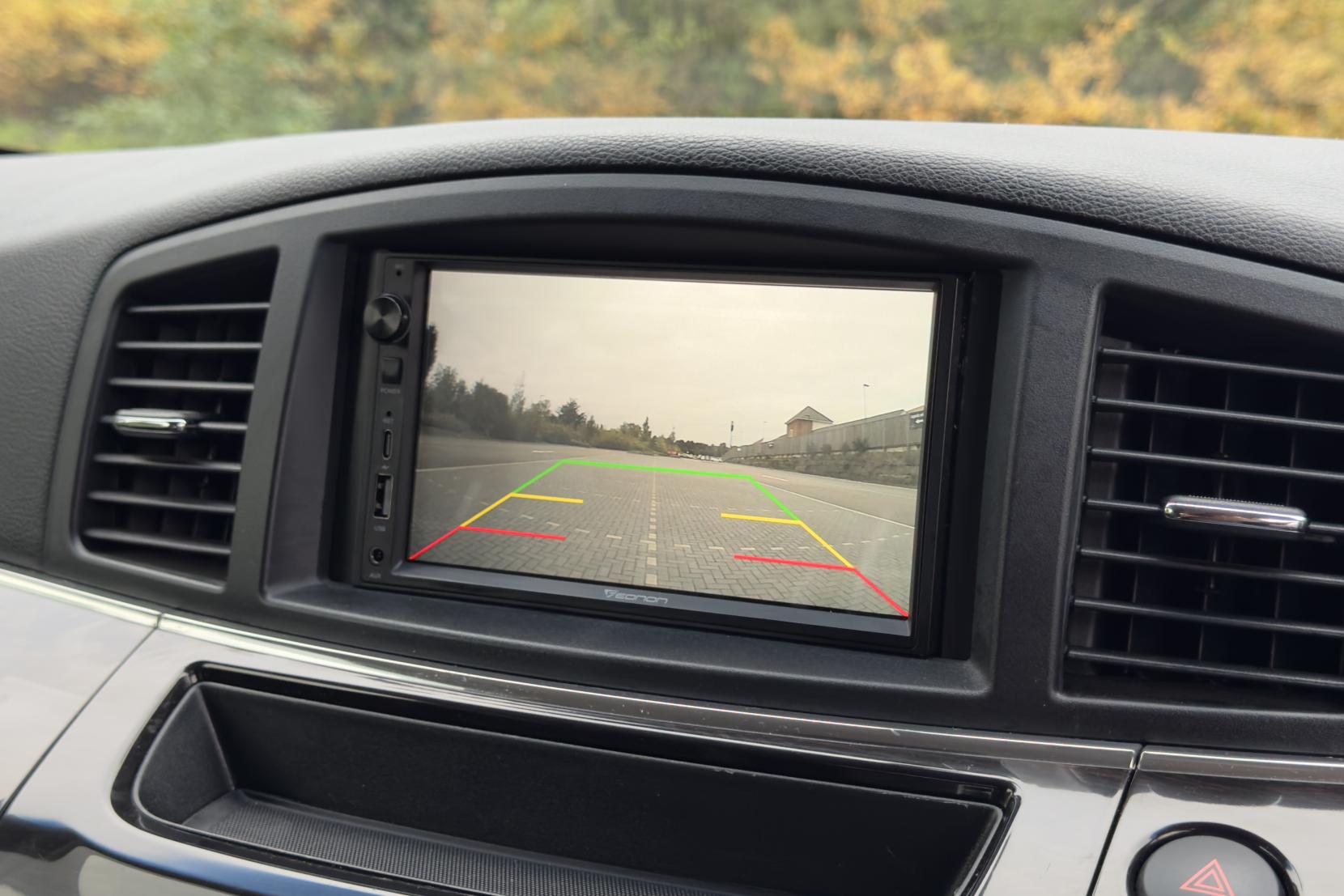 Nissan Elgrand 2.5 Highway Star Urban Chrome 5dr Petrol Auto 7 Seater