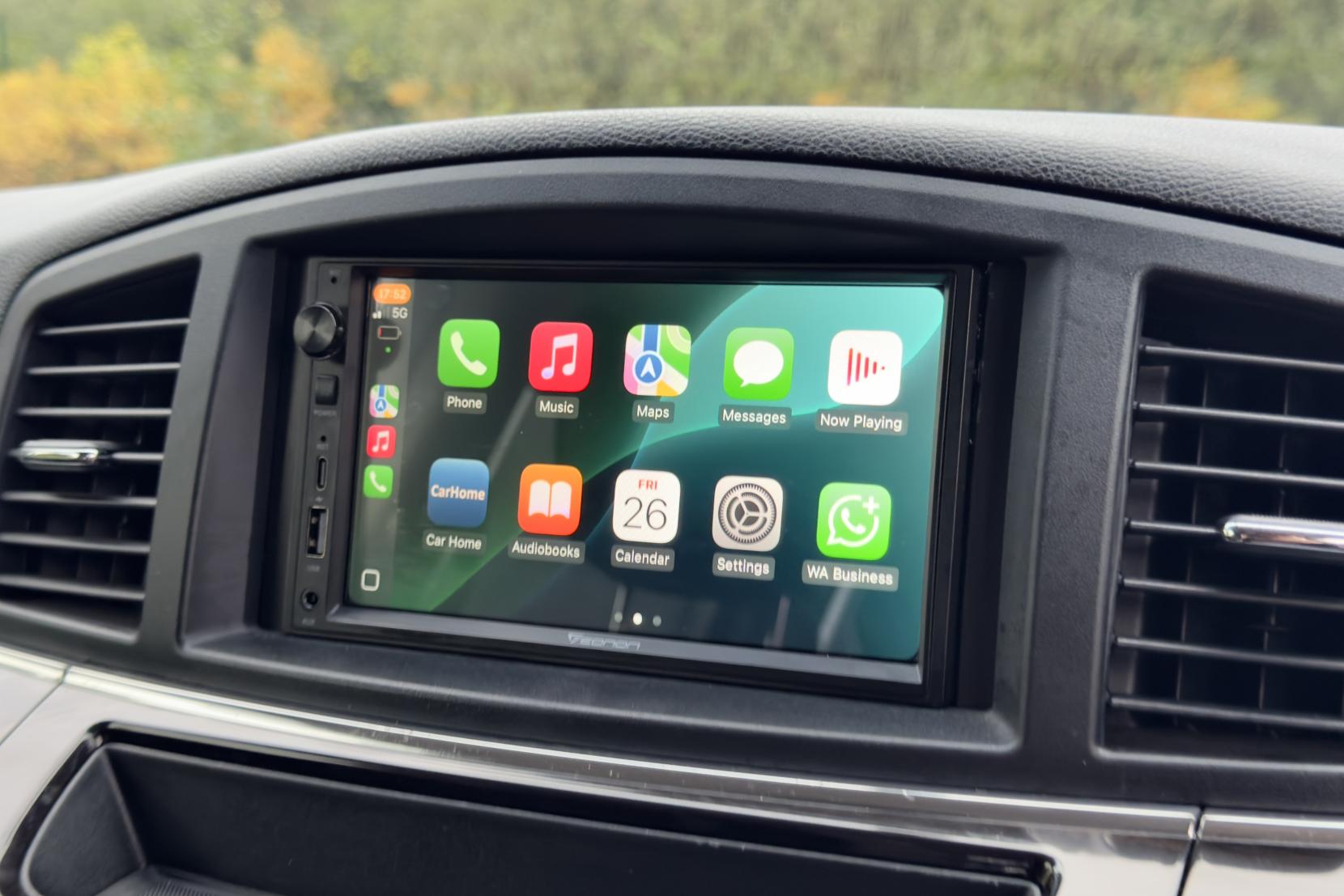 Nissan Elgrand 2.5 Highway Star Urban Chrome 5dr Petrol Auto 7 Seater