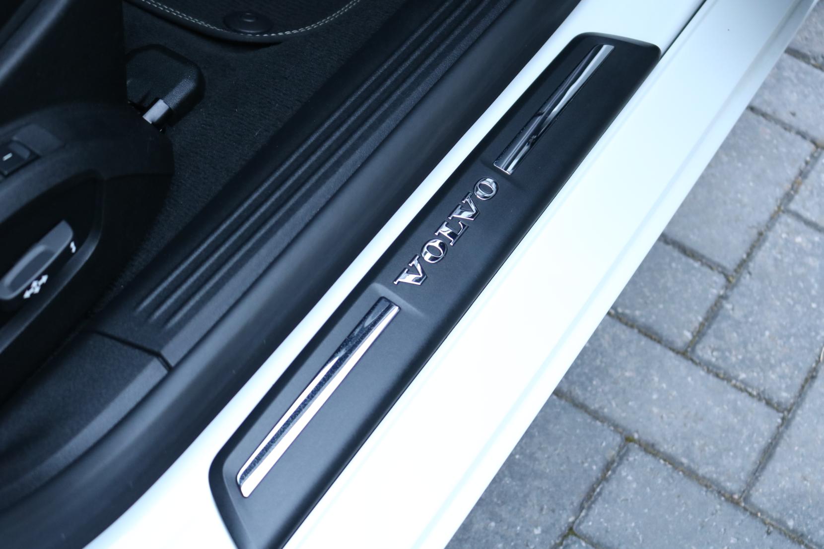 Volvo V40 2.0 5-Cylinder T5 R-Design 5dr Turbo Petrol Auto