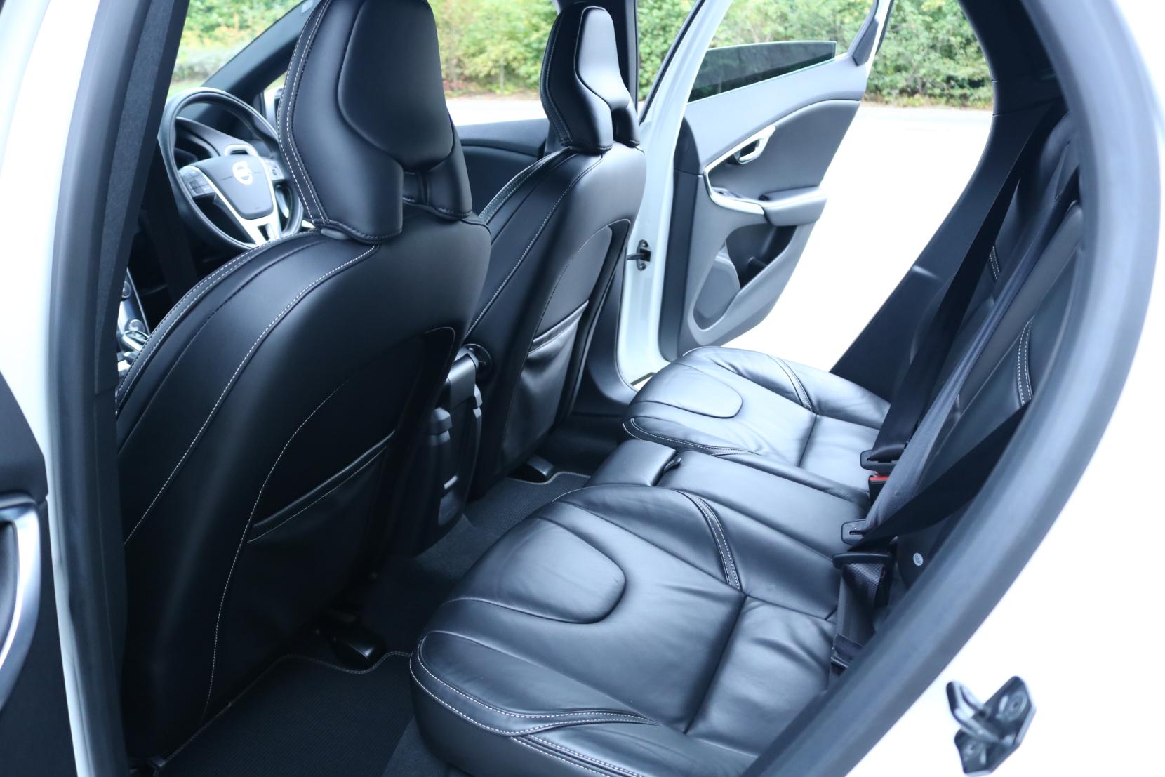 Volvo V40 2.0 5-Cylinder T5 R-Design 5dr Turbo Petrol Auto