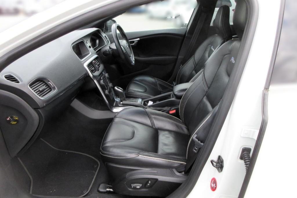Volvo V40 2.0 5-Cylinder T5 R-Design 5dr Turbo Petrol Auto