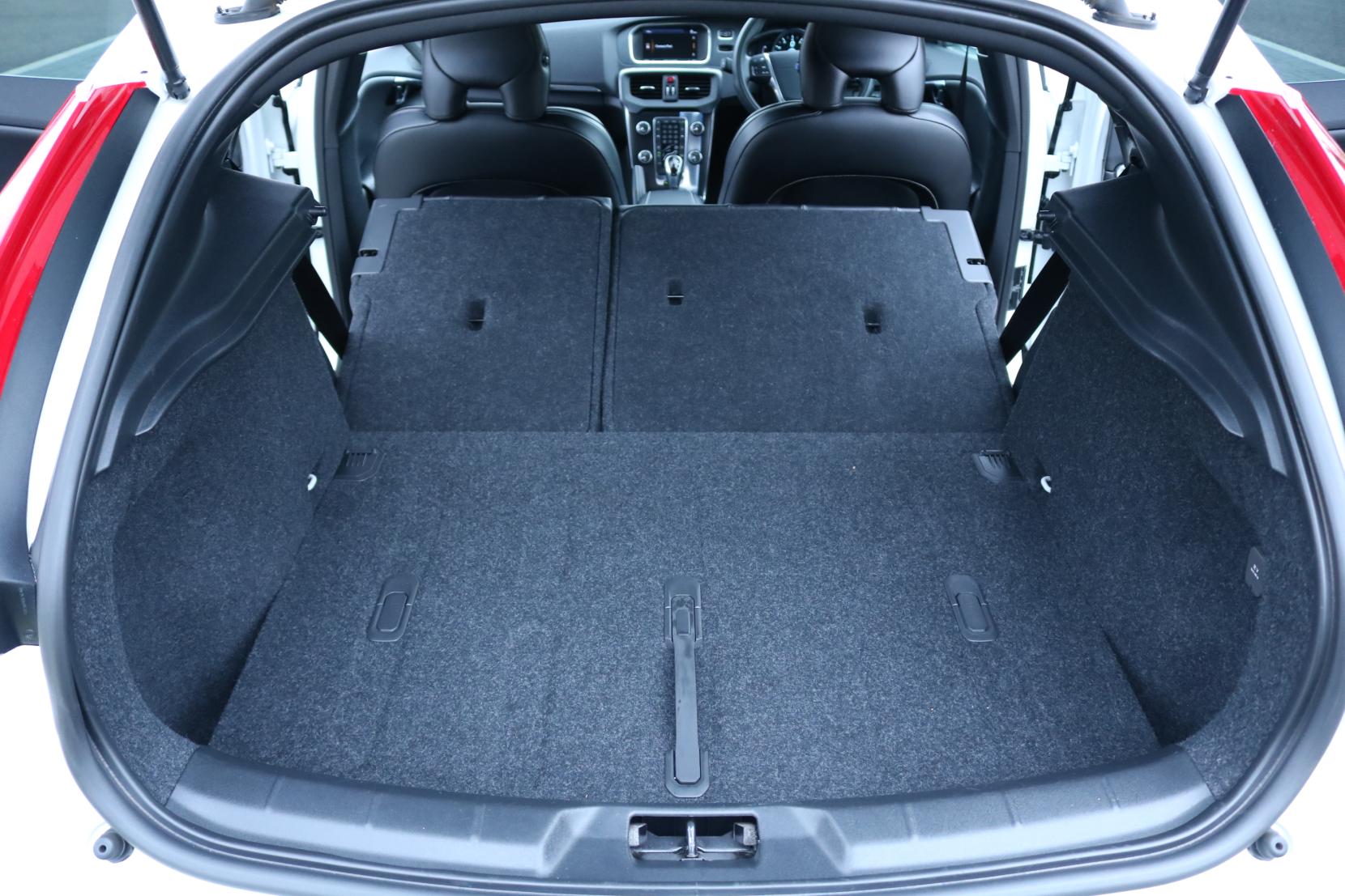 Volvo V40 2.0 5-Cylinder T5 R-Design 5dr Turbo Petrol Auto