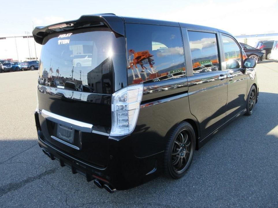 Honda Stepwagon 2.0 Spada Z MPV 5dr Petrol Auto 8 Seater