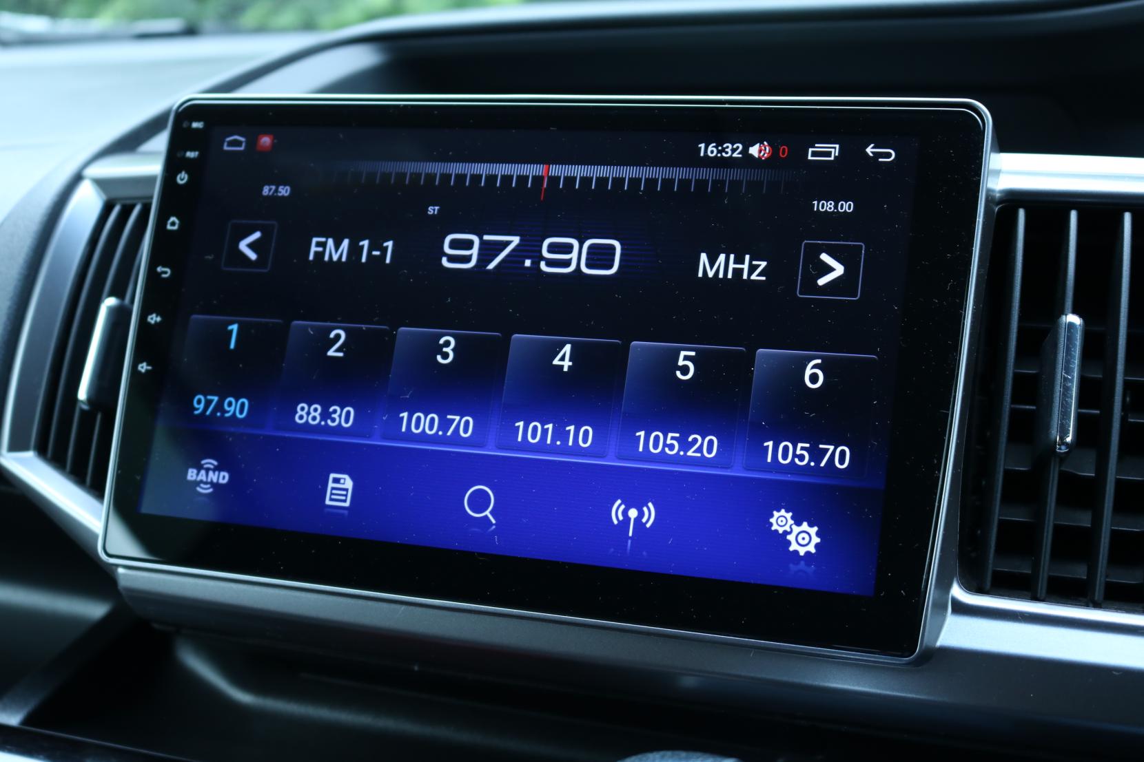 Honda Stepwagon 2.0 Spada Z Cool Spirit MPV 5dr Petrol Auto 8 Seater