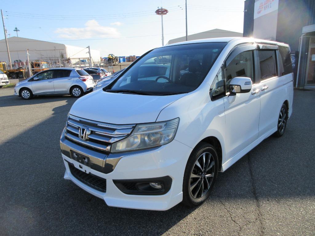 Honda Stepwagon 2.0 Spada Z Cool Spirit MPV 5dr Petrol Auto 8 Seater