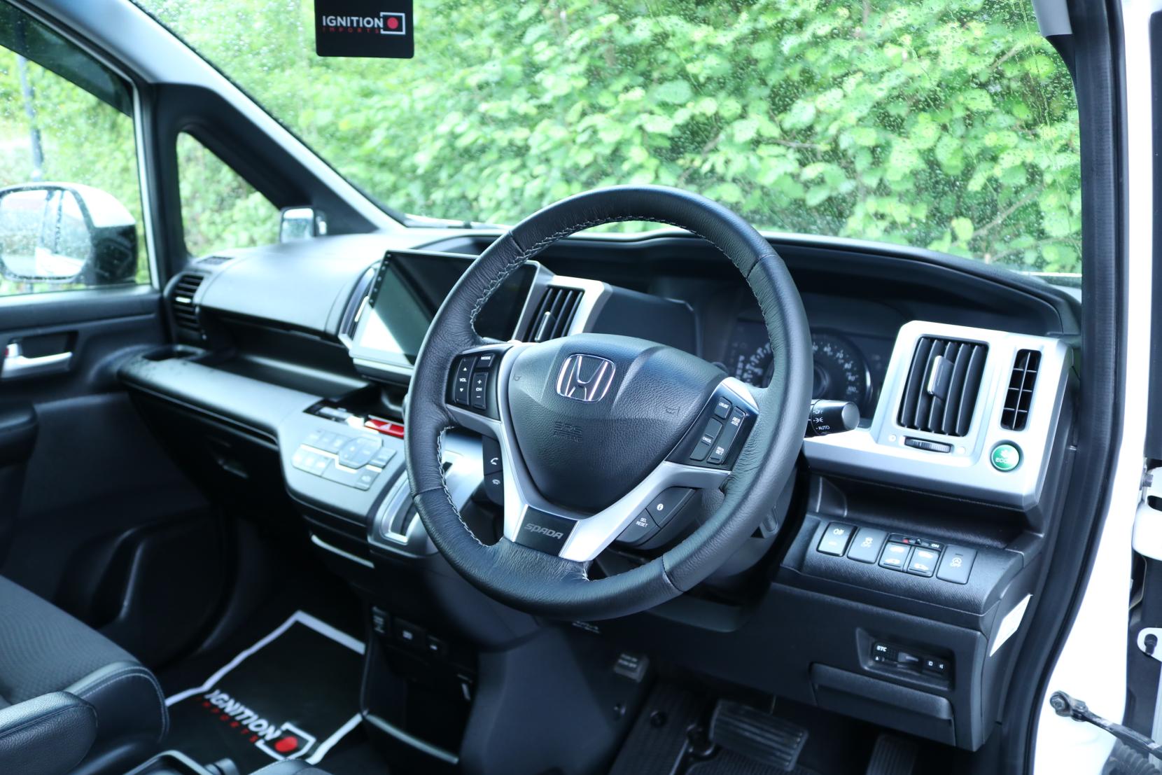 Honda Stepwagon 2.0 Spada Z Cool Spirit MPV 5dr Petrol Auto 8 Seater