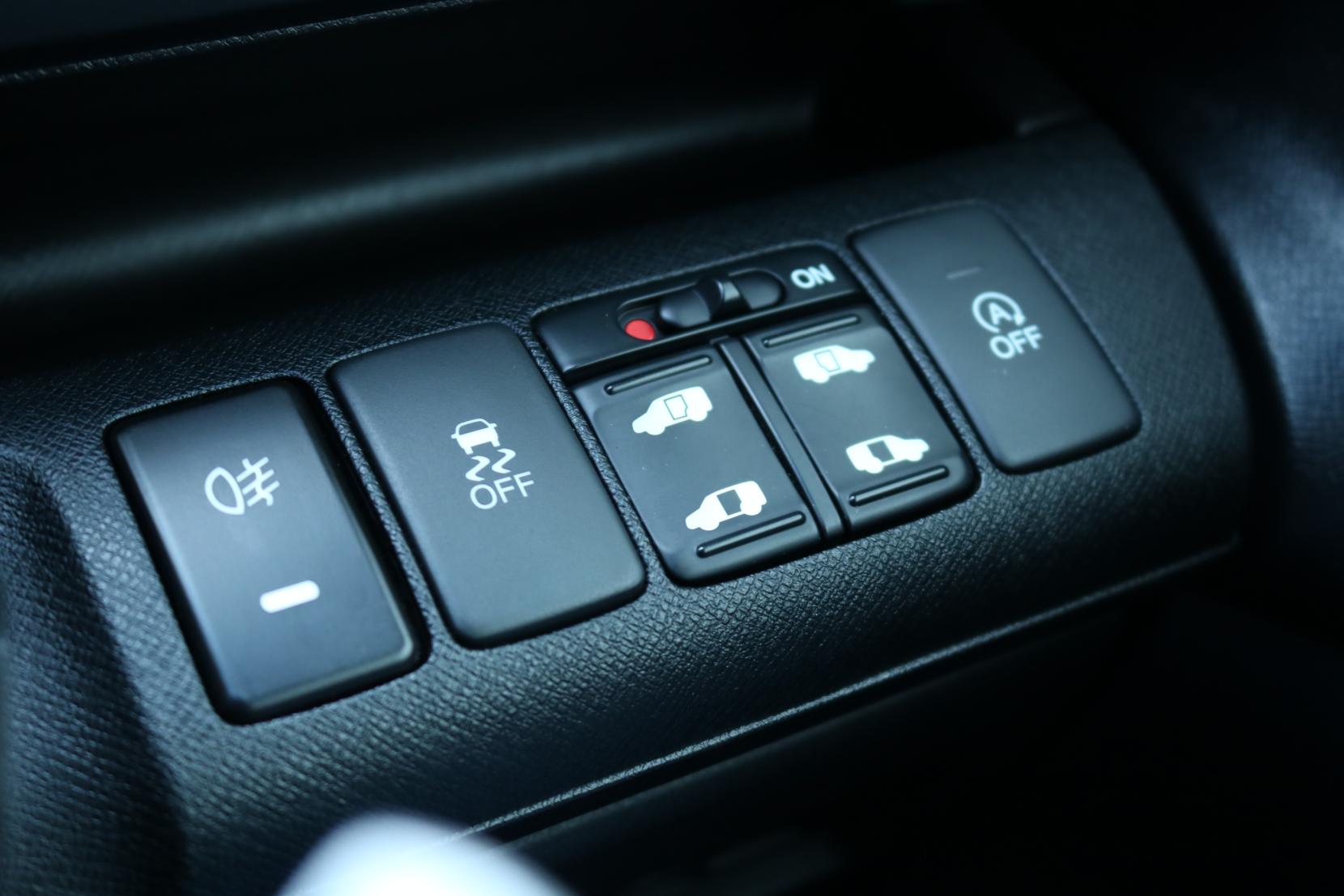 Honda Stepwagon 2.0 Spada Z Cool Spirit MPV 5dr Petrol Auto 8 Seater