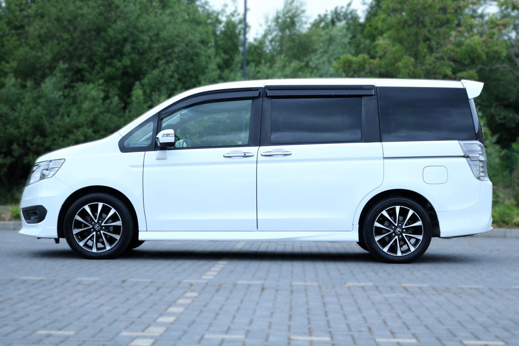 Honda Stepwagon 2.0 Spada Z Cool Spirit MPV 5dr Petrol Auto 8 Seater