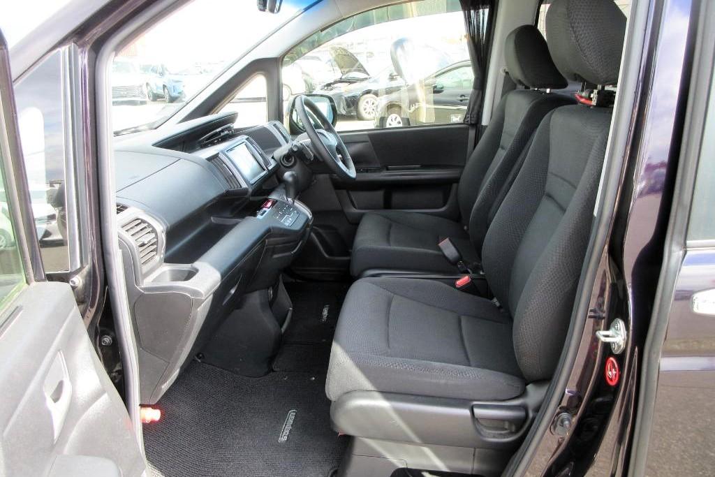 Honda Stepwagon 2.0 Spada Z MPV 5dr Petrol Auto 8 Seater