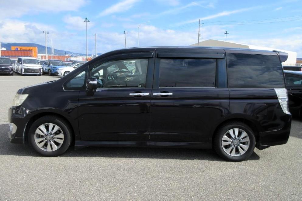 Honda Stepwagon 2.0 Spada Z MPV 5dr Petrol Auto 8 Seater