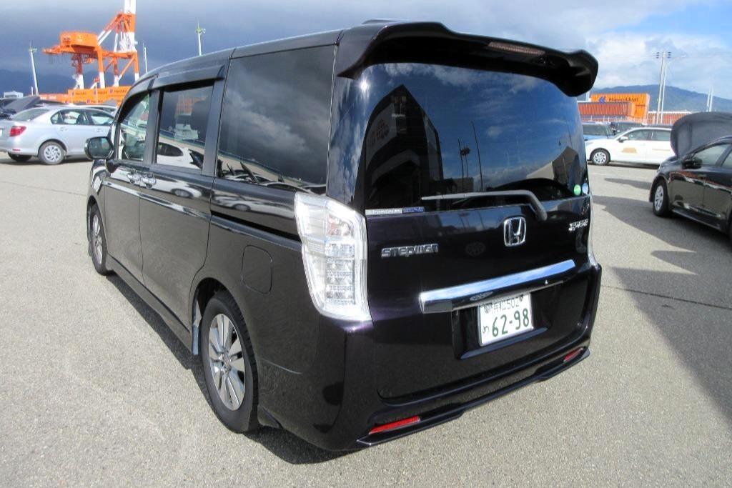 Honda Stepwagon 2.0 Spada Z MPV 5dr Petrol Auto 8 Seater