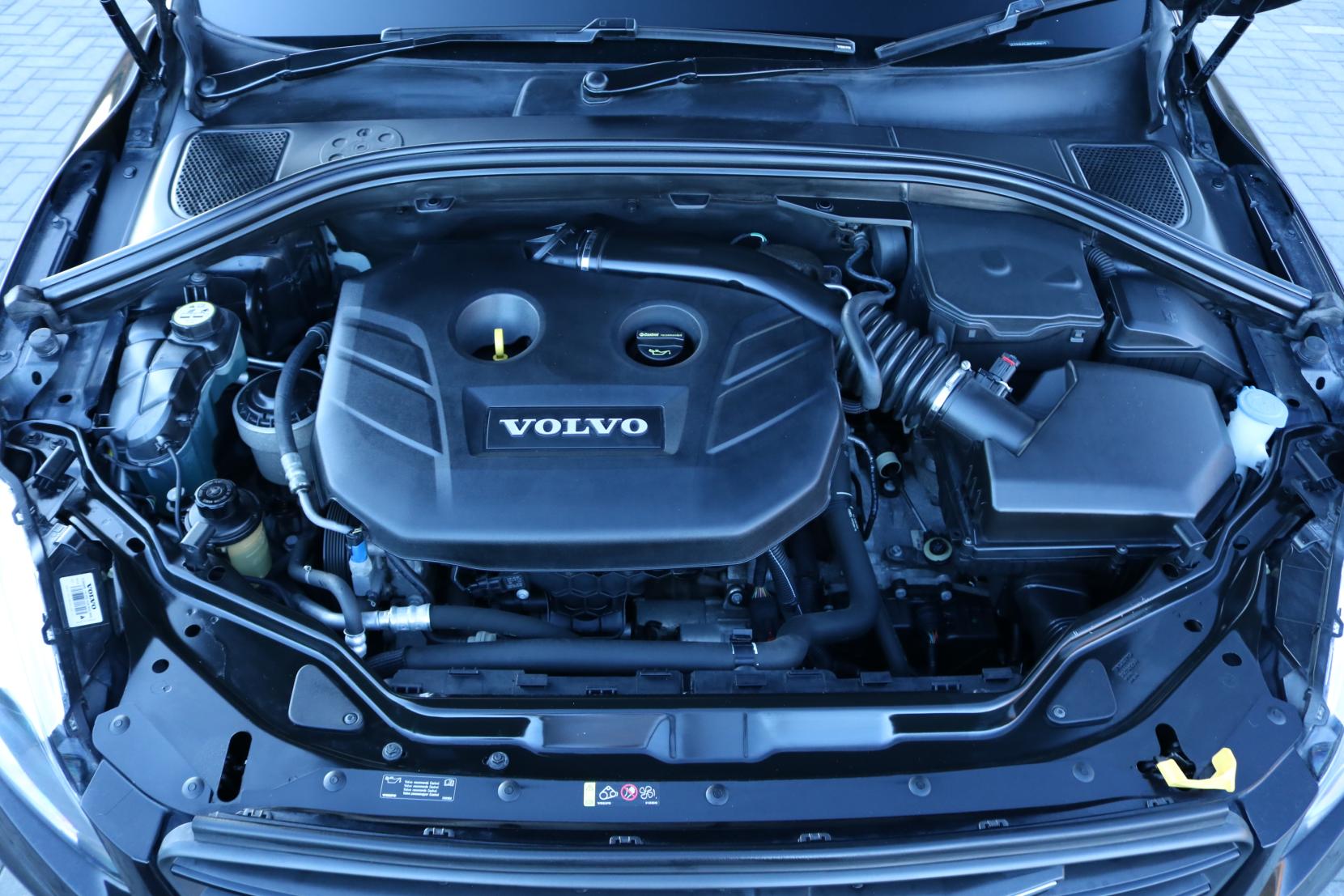 Volvo XC60 2.0 T5 R-Design SUV 5dr Turbo Petrol Auto