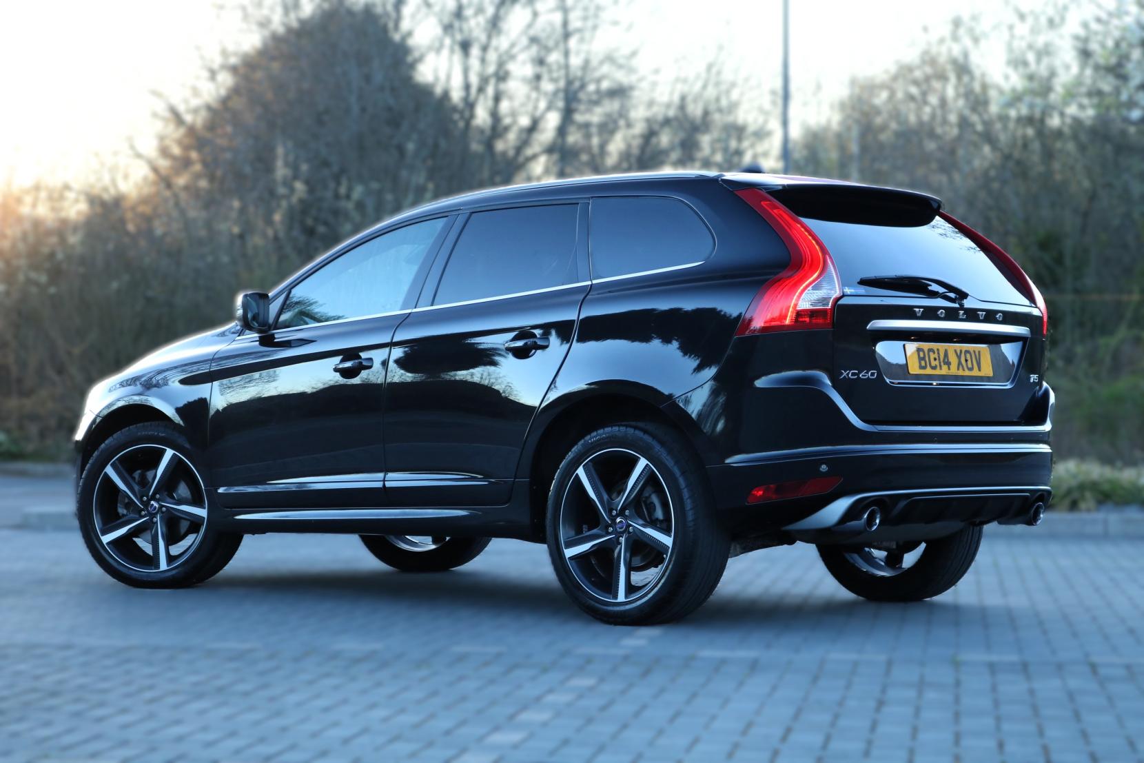 Volvo XC60 2.0 T5 R-Design SUV 5dr Turbo Petrol Auto