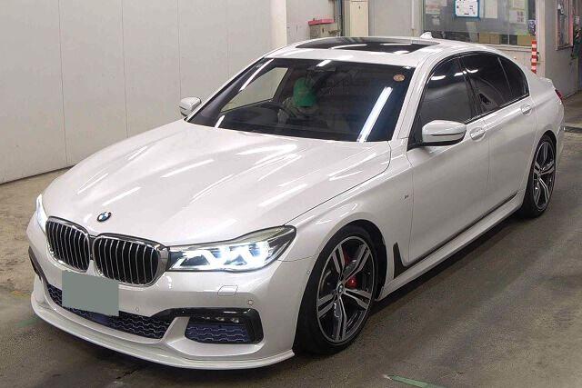 BMW 7 Series 4.4 750i V8 M Sport Saloon 4d Petrol Auto