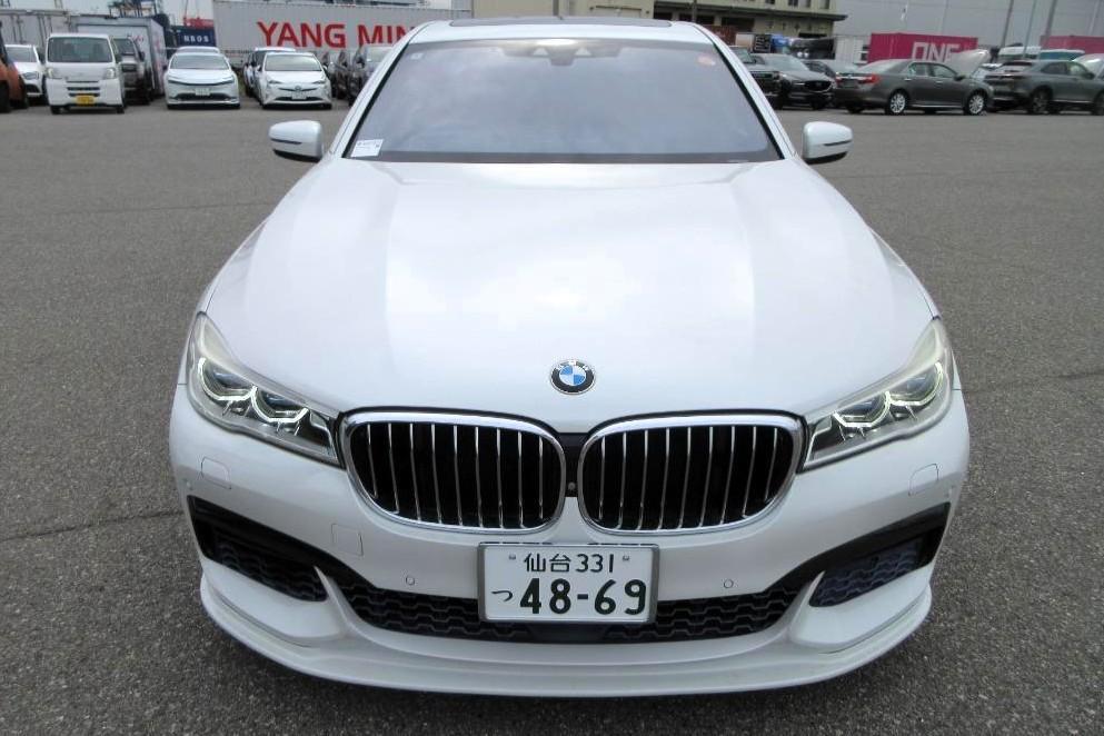 BMW 7 Series 4.4 750i V8 M Sport Saloon 4d Petrol Auto