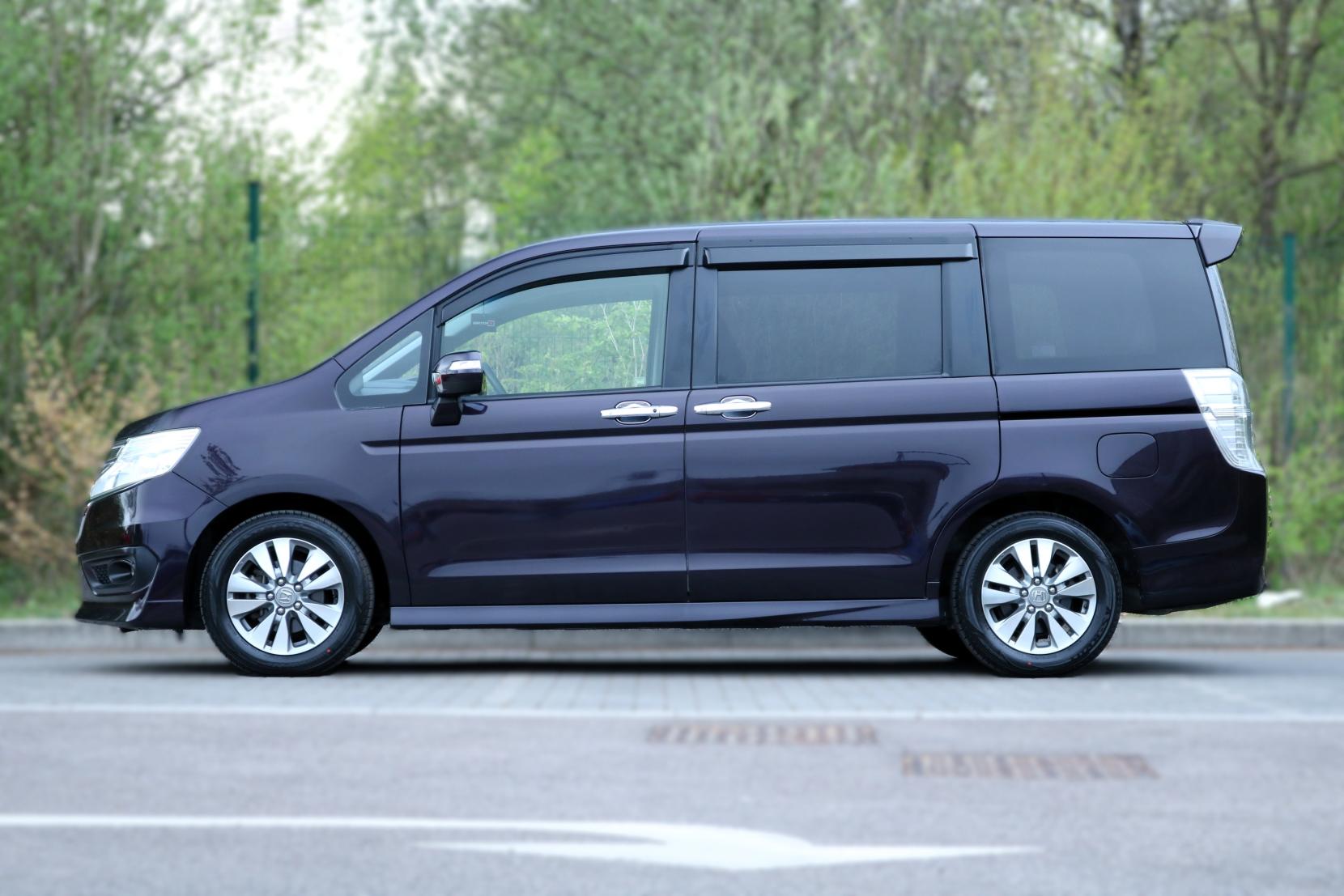 Honda Stepwagon 2.0 Spada Z MPV 5dr Petrol Auto 8 Seater