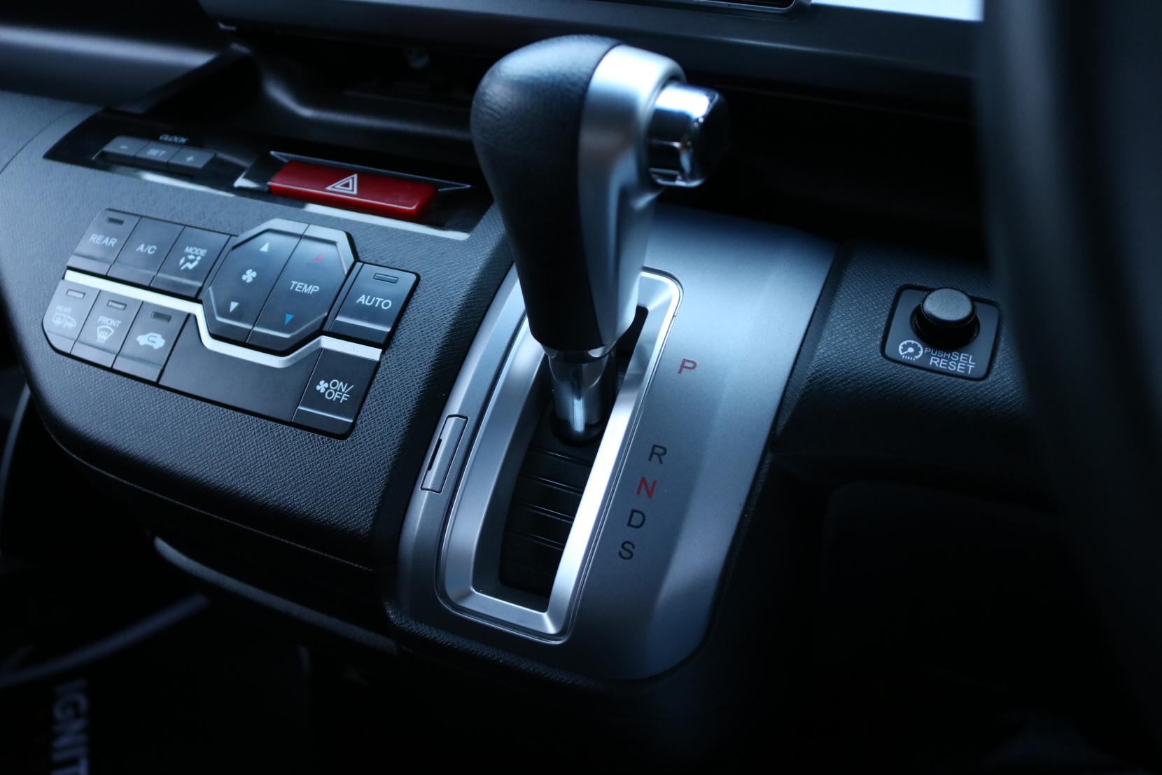 Honda Stepwagon 2.0 Spada Z MPV 5dr Petrol Auto 8 Seater