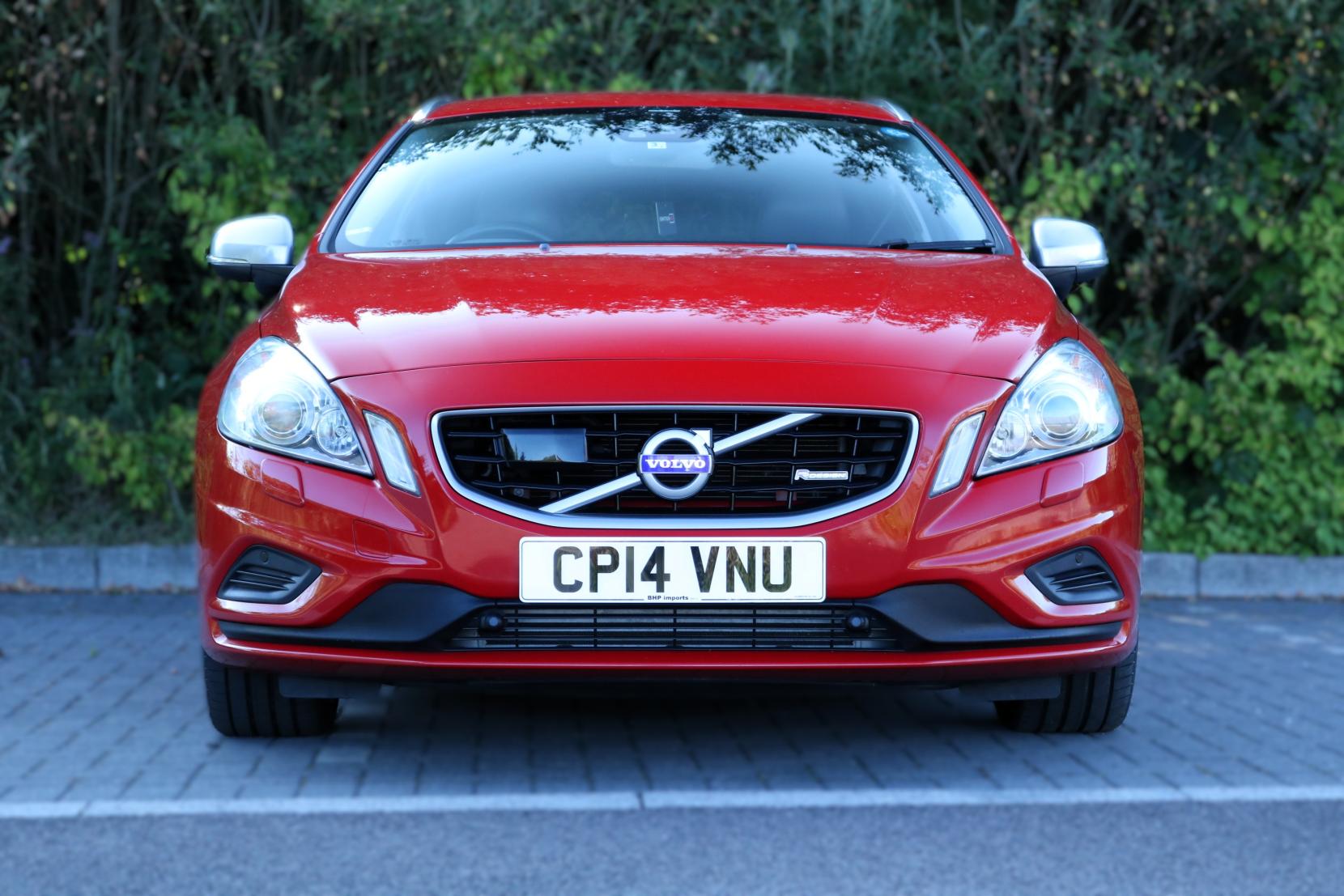Volvo V60 3.0 T6 R-Design Petrol Turbo Auto Estate AWD 5dr