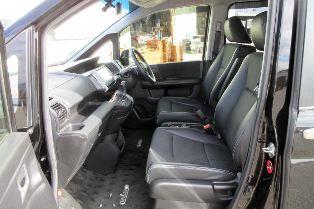 Honda Stepwagon 2.0 Spada Z Cool Spirit MPV 5dr Petrol Auto 8 Seater