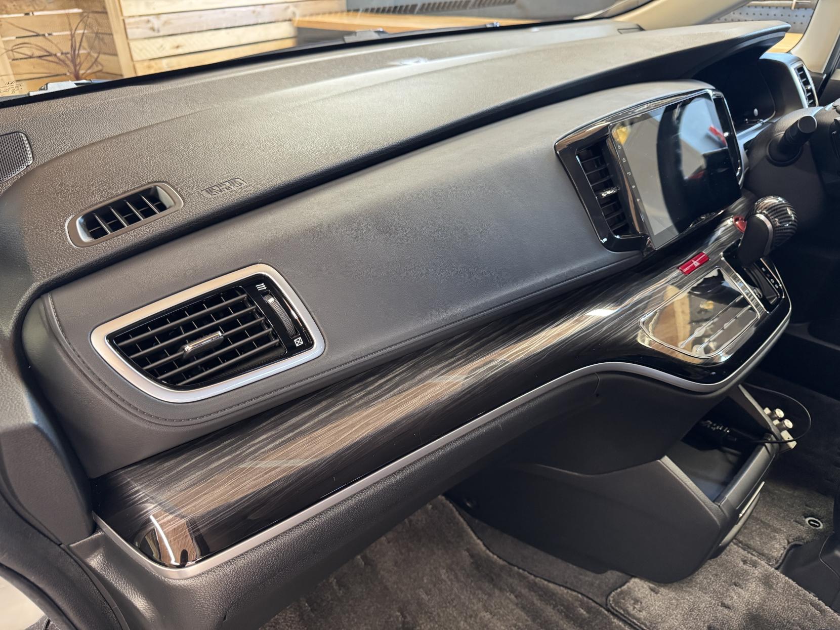 Honda Odyssey 2.4 Absolute 