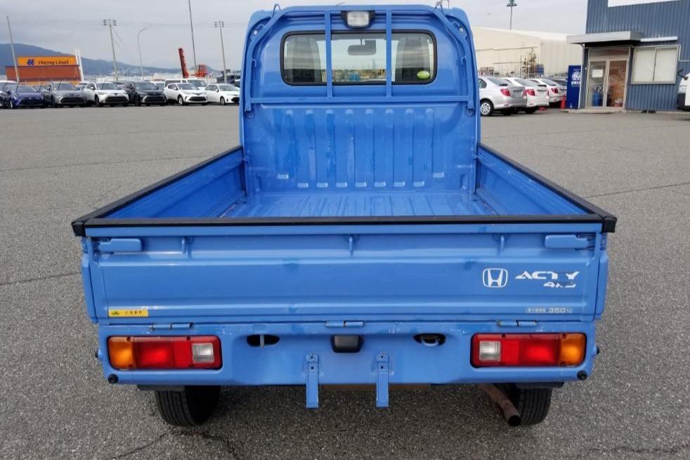 Honda Acty Truck 0.66 Acty Attack 5spd Manual 4WD