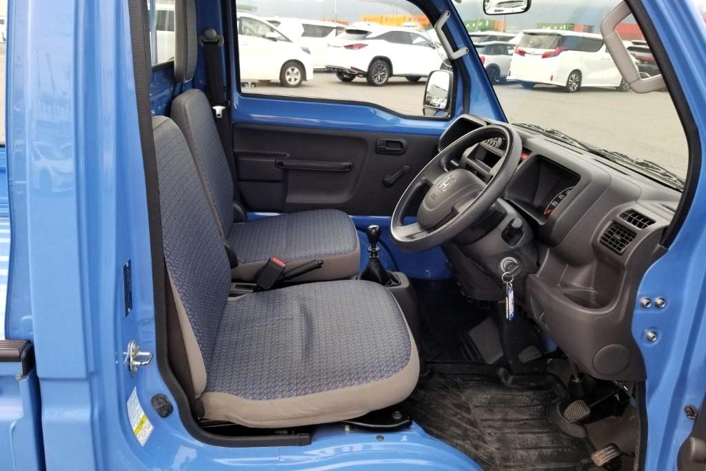 Honda Acty Truck 0.66 Acty Attack 5spd Manual 4WD