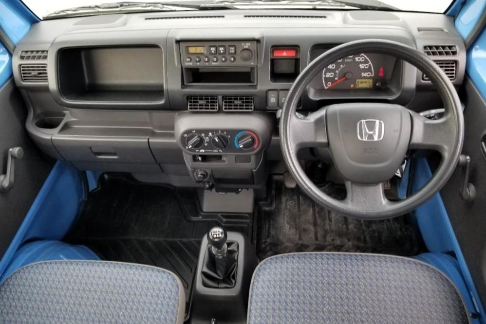 Honda Acty Truck 0.66 Acty Attack 5spd Manual 4WD