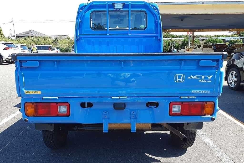 Honda Acty Truck 0.66 Acty Attack 5spd Manual 4WD