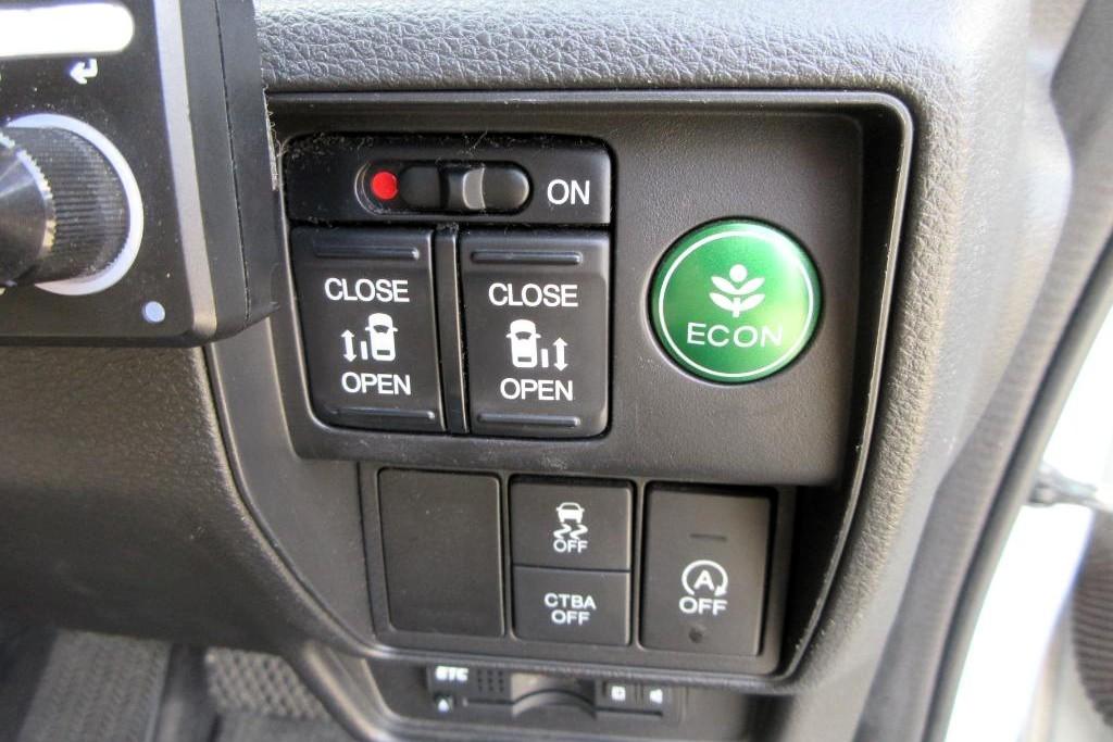 Honda Odyssey 2.4 Absolute MPV 5dr Petrol Auto 7 Seater