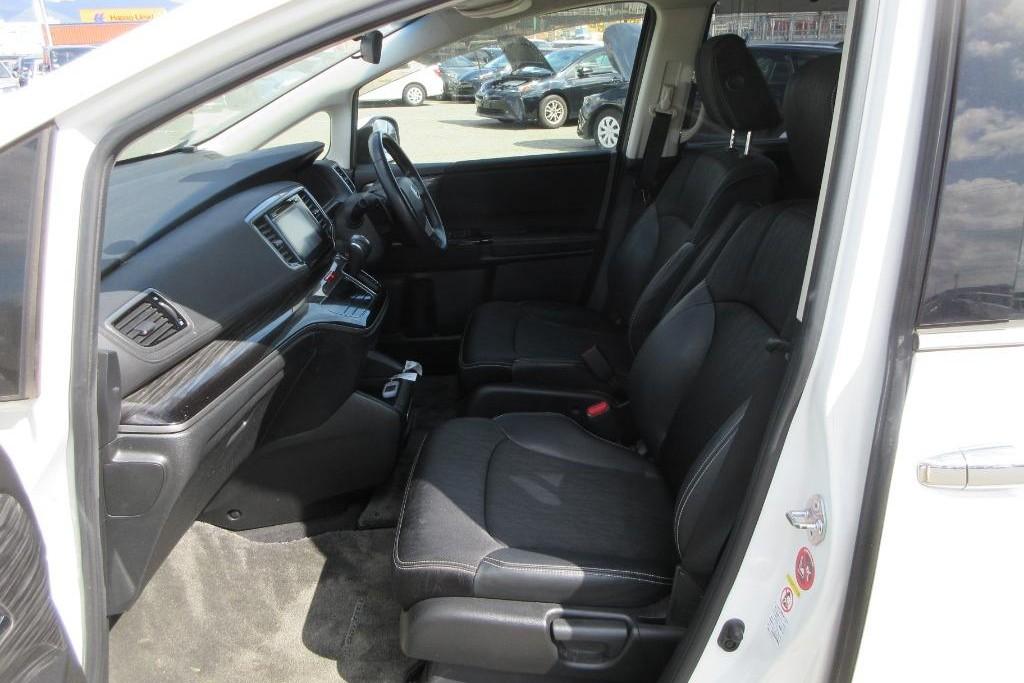 Honda Odyssey 2.4 Absolute MPV 5dr Petrol Auto 7 Seater