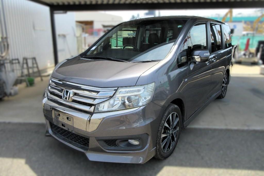 Honda Stepwagon 2.0 Spada Z Cool Spirit MPV 5dr Petrol Auto 8 Seater