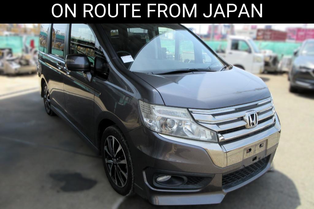 Honda Stepwagon 2.0 Spada Z Cool Spirit MPV 5dr Petrol Auto 8 Seater