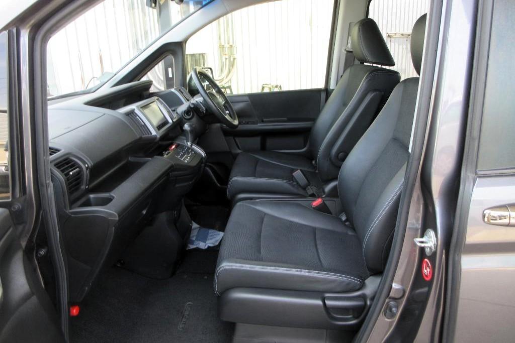 Honda Stepwagon 2.0 Spada Z Cool Spirit MPV 5dr Petrol Auto 8 Seater